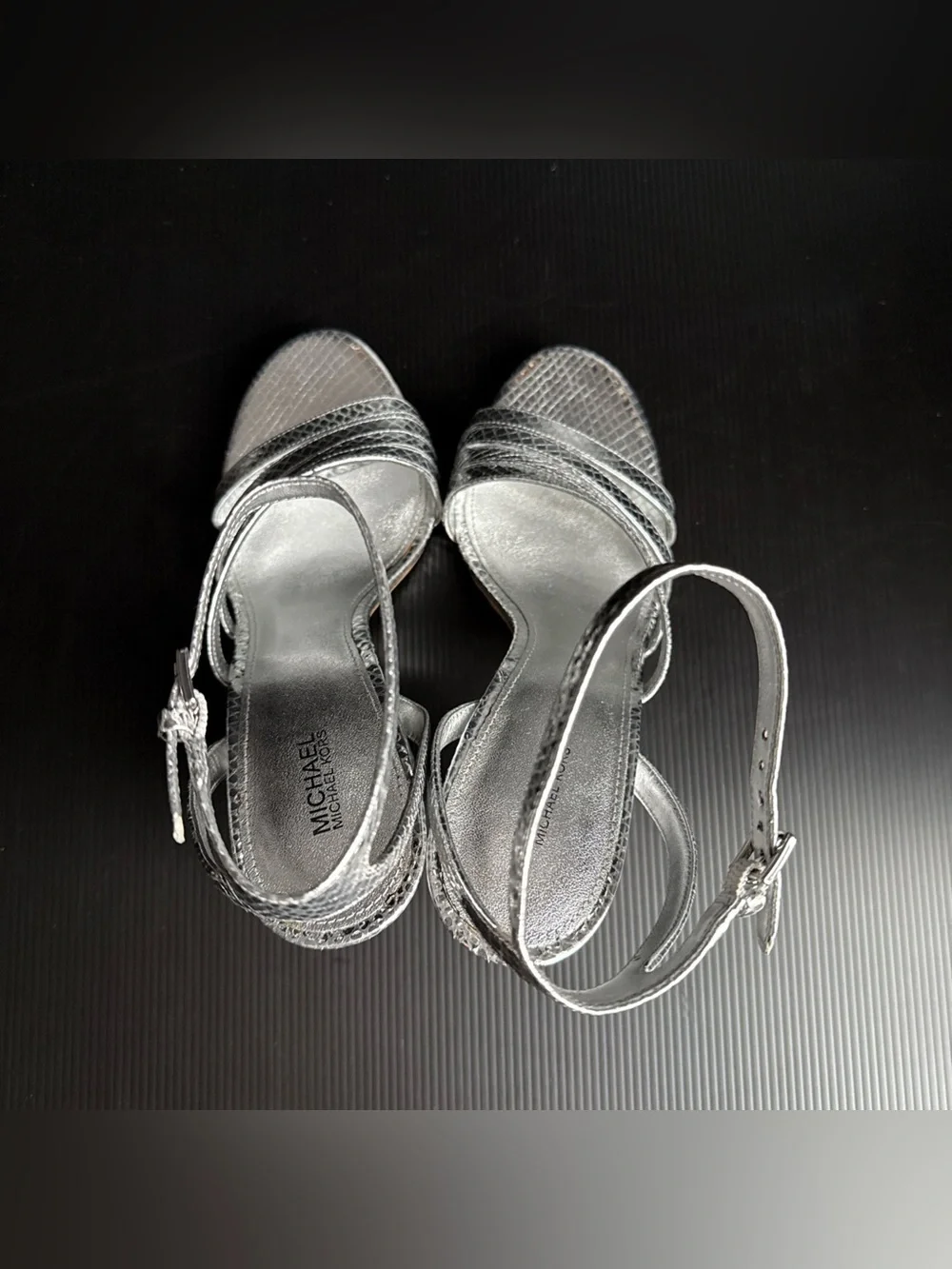 NIB Michael Kors Silver Leather Kimmy Strappy Sandal Heels Women’s Size 9.5